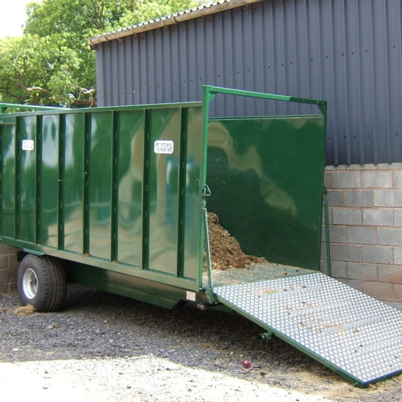 Armstrong & Holmes Horse Muck Trailer in Green